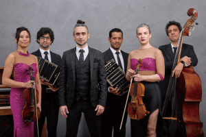 パブロ・バジェ・セステート
ヒストリア・デル・タンゴ～タンゴの歴史～